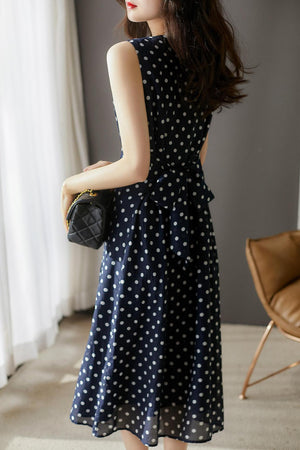 Veronica Dress (Medium) (Non-Returnable)