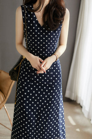 Veronica Dress (Medium) (Non-Returnable)