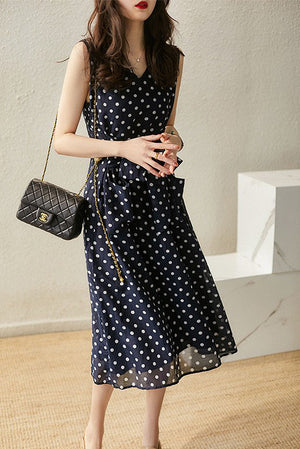Veronica Dress (Medium) (Non-Returnable)