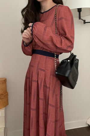 Ava Dress (More Colors)