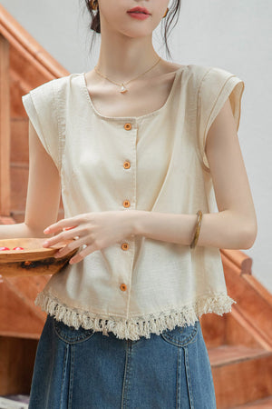 Caitlin Top