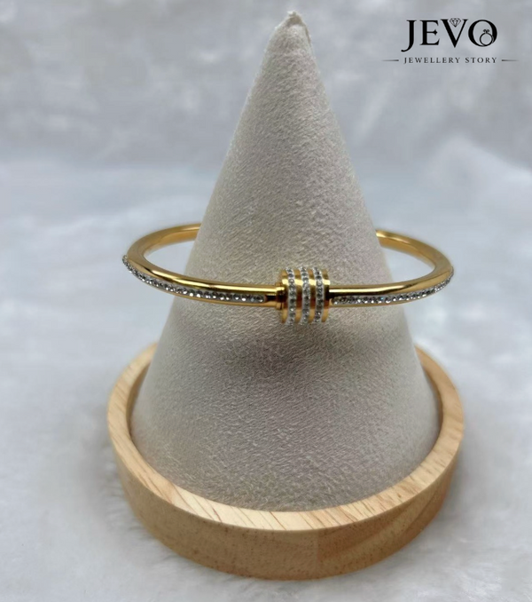 Lara Bangle Bracelet