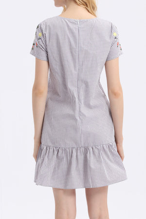 Gingham V Neck Dress - Ferlicious