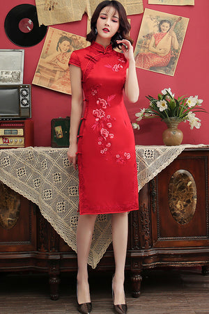Bryanna Cheongsam (Pink / Medium) (Non-Returnable)