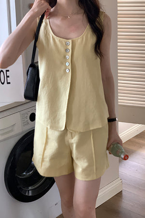 Karie Vest